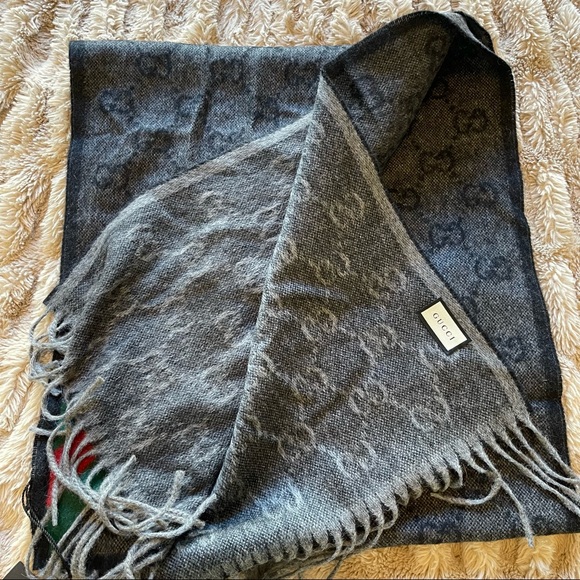 Unisex Gucci Scarf - Picture 2 of 5